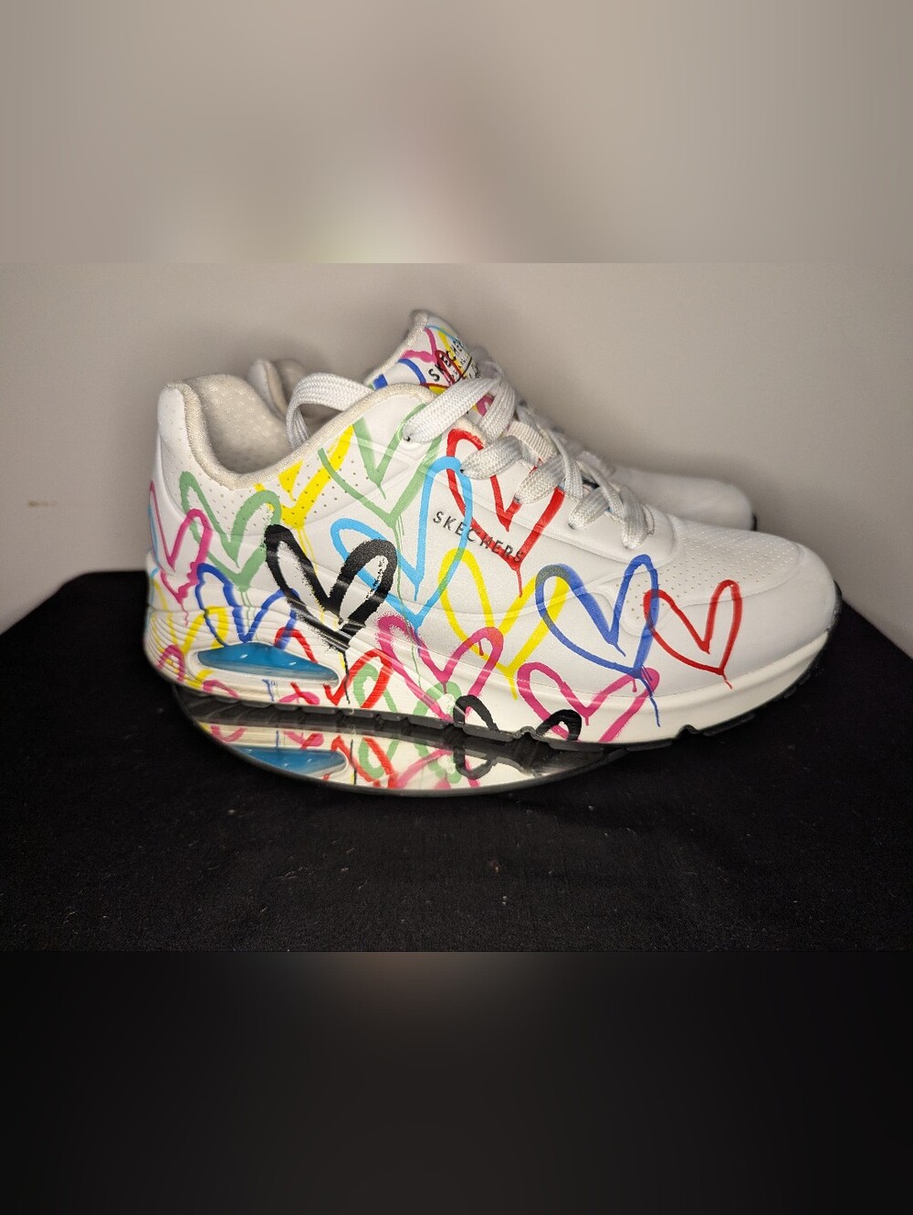 Skechers x JGoldcrown Uno Spread the Love Heart Graffiti Sneakers Women’s 7.5